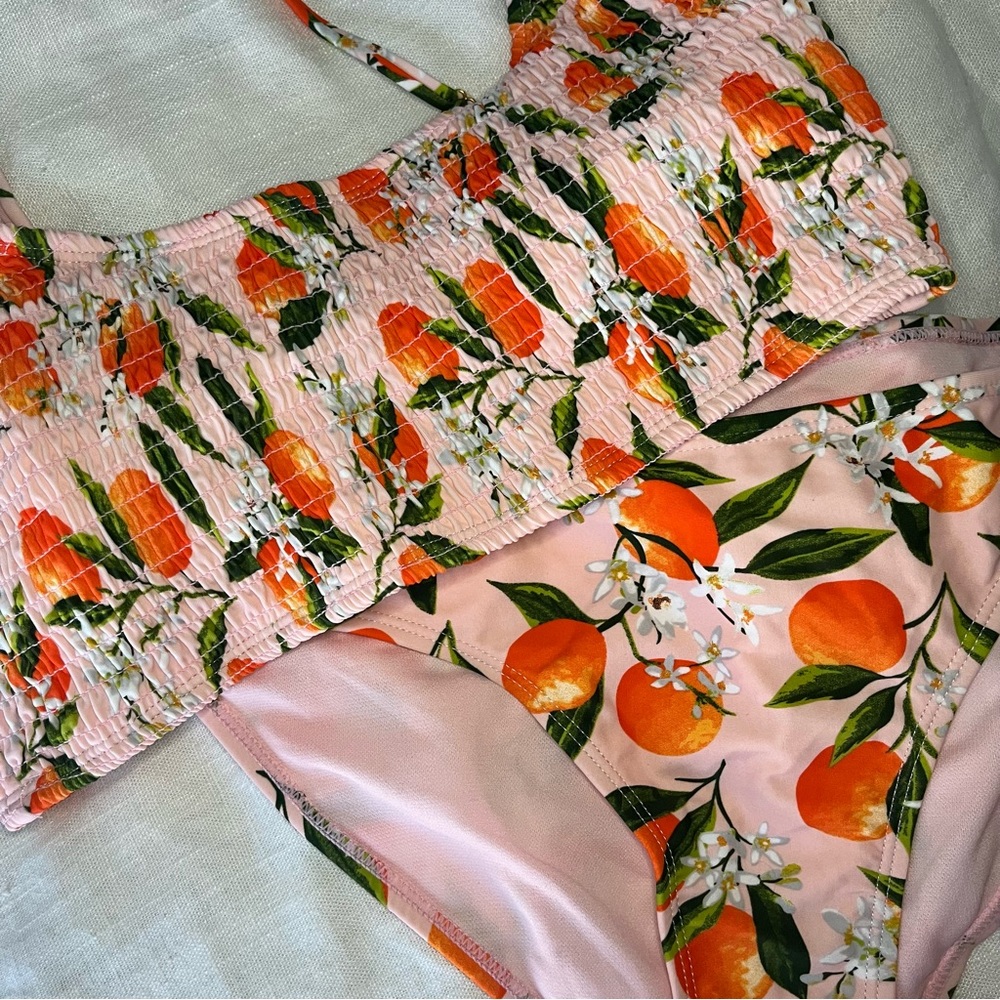 Oranges Bikini - Picture 2 of 4